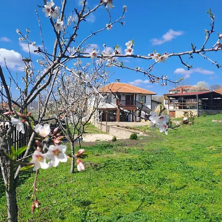 Vendégház Casa *