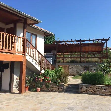 Casa Lambukh